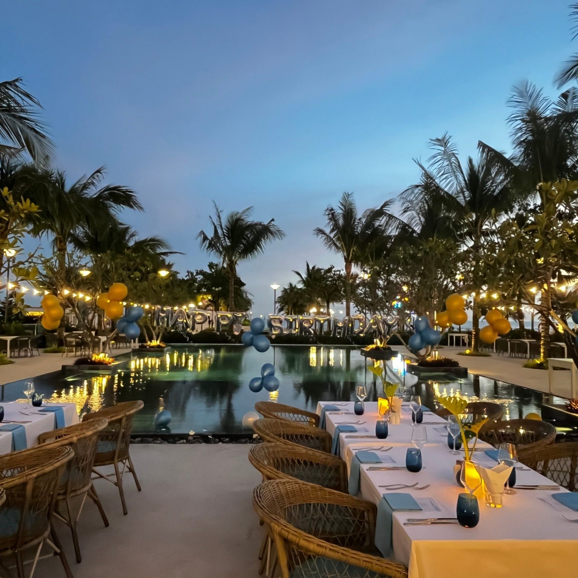 tiec sinh nhat Hamptons Plaza